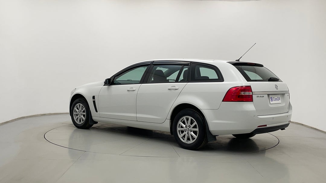 Left Back Diagonal (45- Degree) View