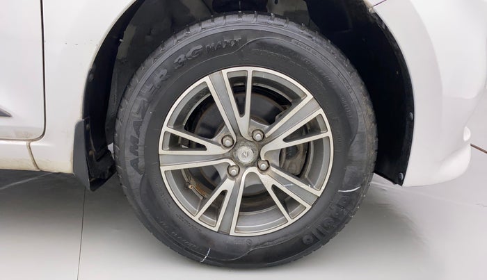 2015 Hyundai Elite i20 MAGNA 1.2, Petrol, Manual, 35,442 km, Right Front Wheel