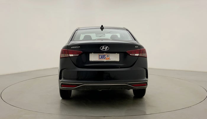 2021 Hyundai Verna SX 1.5 VTVT, Petrol, Manual, 5,817 km, Back/Rear