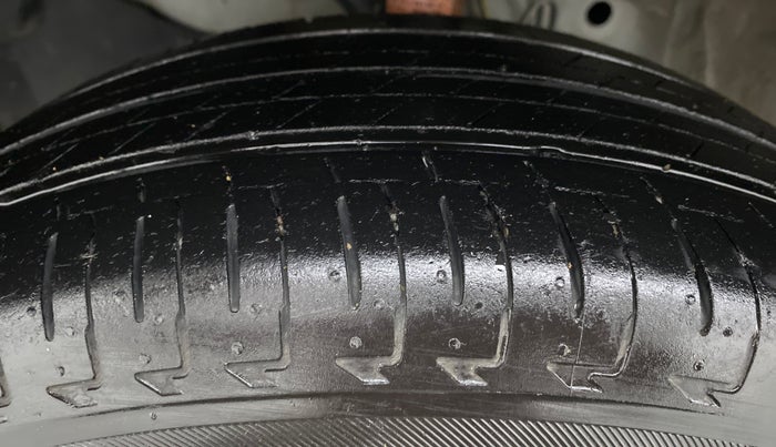 2019 Honda Amaze 1.2 SMT I VTEC, Petrol, Manual, 36,620 km, Left Front Tyre Tread