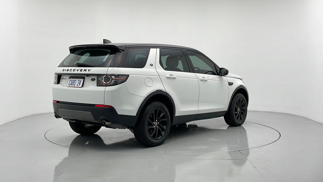 Right Back Diagonal (45- Degree) View