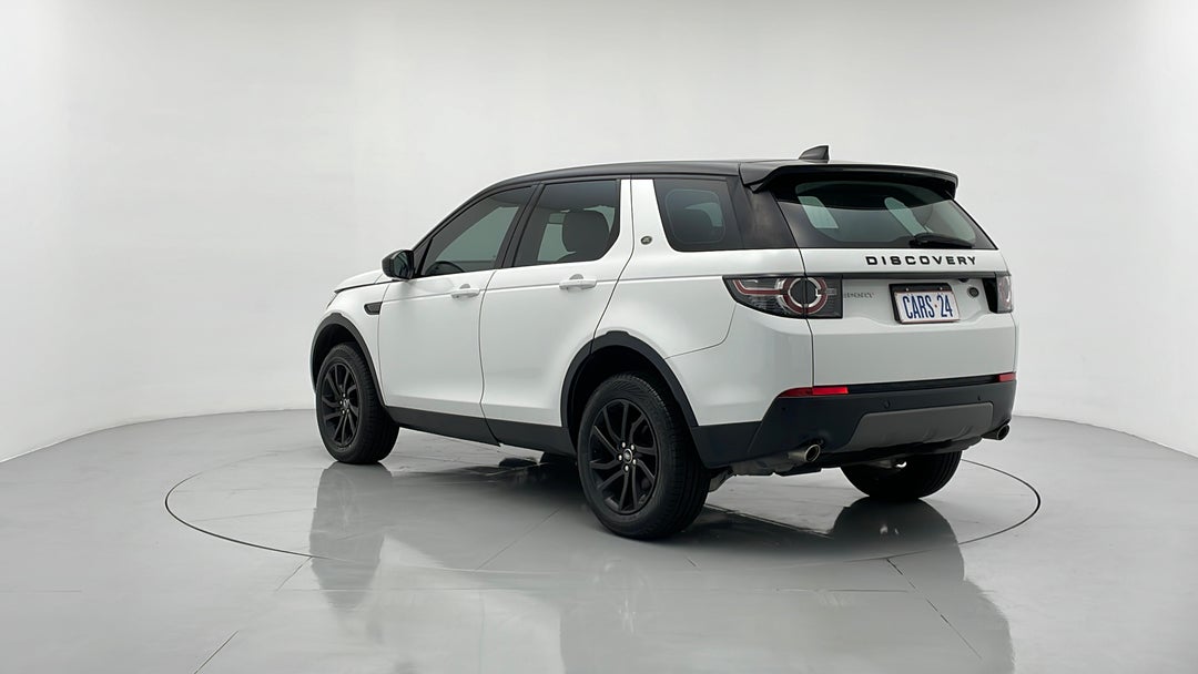 Left Back Diagonal (45- Degree) View