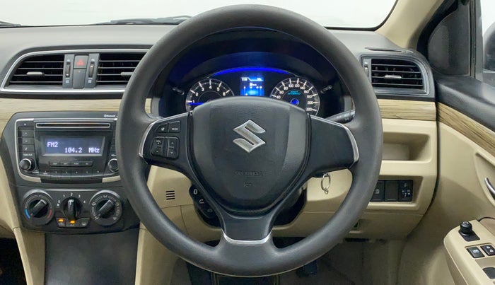 2018 Maruti Ciaz SIGMA 1.5 SHVS MT  PETROL, Petrol, Manual, 41,328 km, Steering Wheel Close Up