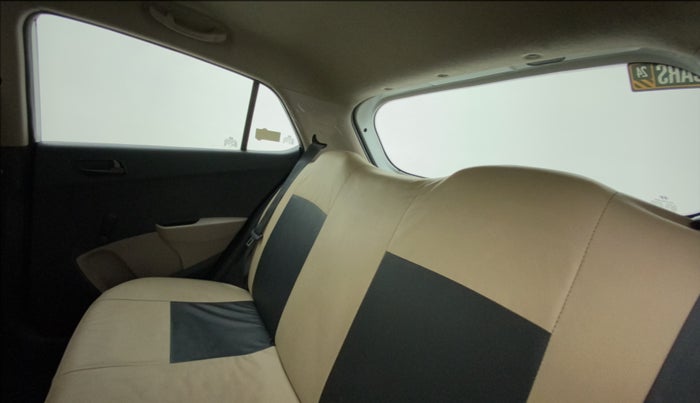 2019 Hyundai Grand i10 ERA 1.2 KAPPA VTVT, Petrol, Manual, 24,151 km, Right Side Rear Door Cabin