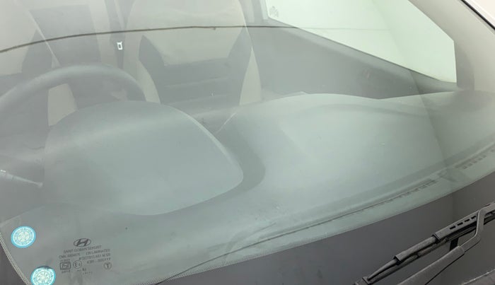 2019 Hyundai Grand i10 ERA 1.2 KAPPA VTVT, Petrol, Manual, 24,151 km, Front windshield - Minor spot on windshield