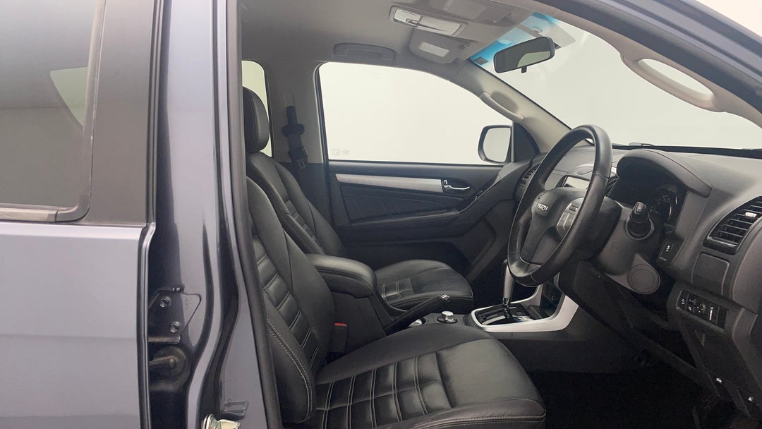 2018 Isuzu MU-X Ls-t (4x4), Automatic, 111545 km, Right Side Front Door Cabin View