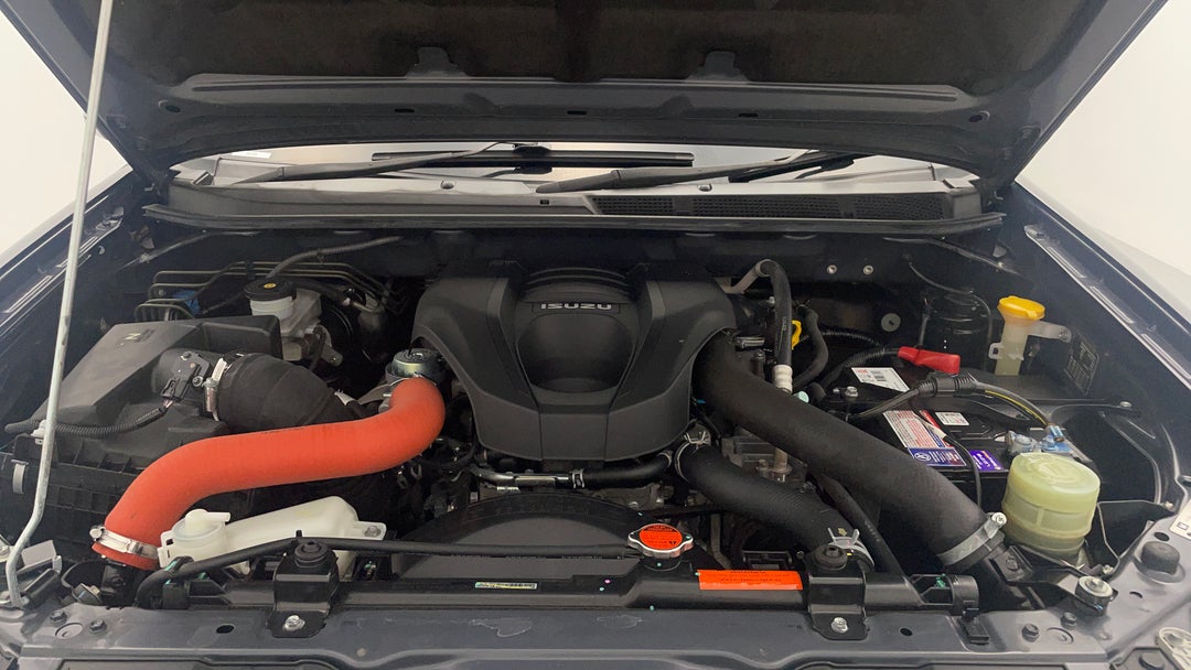 2018 Isuzu MU-X Ls-t (4x4), Automatic, 111545 km, Open Bonnet (Engine)
