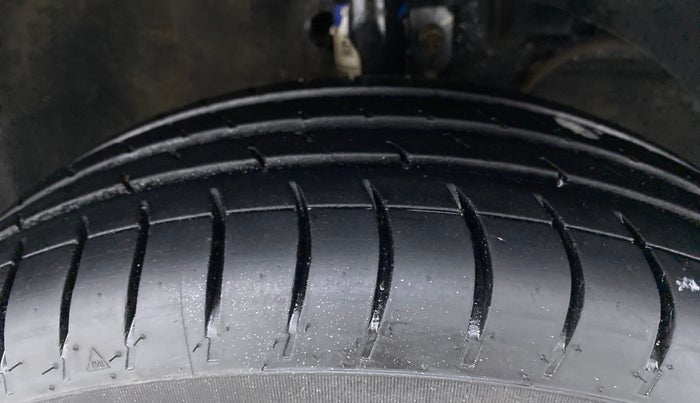 2018 Maruti Baleno SIGMA 1.2 K12, Petrol, Manual, 53,497 km, Right Front Tyre Tread