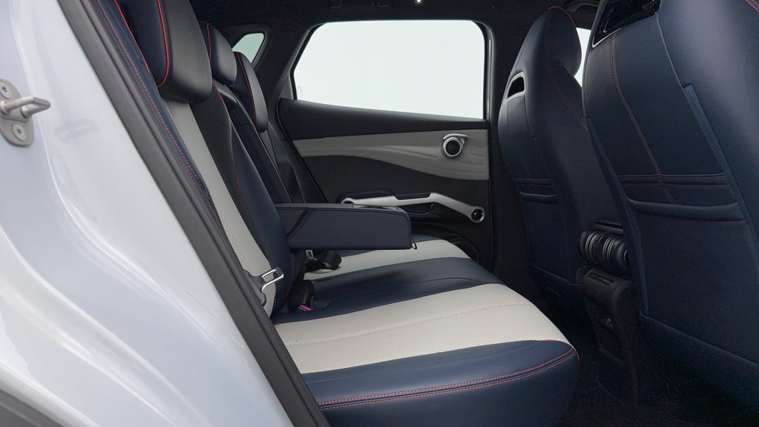 2022 Byd Atto 3 Extended Range, Automatic, 35261 km, Right Side Rear Door Cabin View