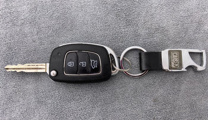 2016 Hyundai i20 Active 1.2 S, Petrol, Manual, 50,314 km, Key Close Up