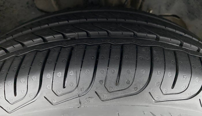 2018 Tata Tiago XZ 1.2 REVOTRON, Petrol, Manual, 38,133 km, Right Front Tyre Tread