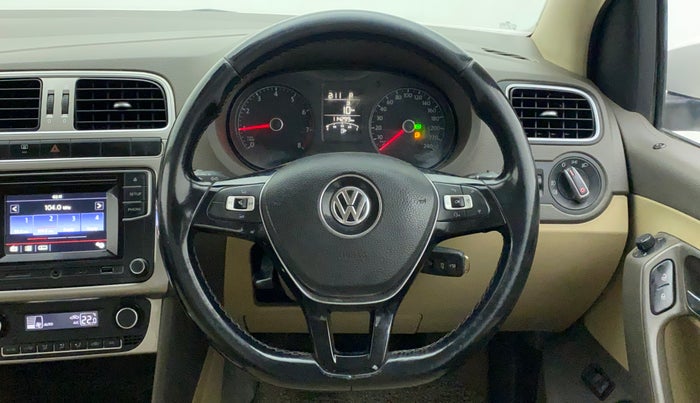 2017 Volkswagen Vento HIGHLINE PETROL AT, Petrol, Automatic, 1,14,298 km, Steering Wheel Close Up