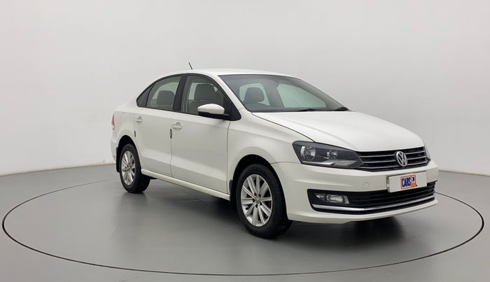 2017 Volkswagen Vento HIGHLINE PETROL AT, Petrol, Automatic, 1,14,298 km, Right Front Diagonal
