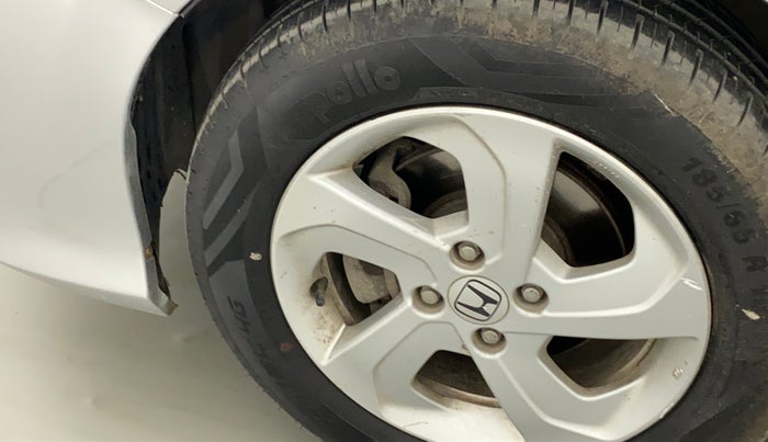 2015 Honda City 1.5L I-VTEC V MT, Petrol, Manual, 29,348 km, Left fender - Lining loose