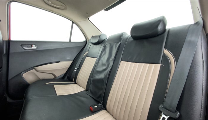 2014 Hyundai Xcent S 1.2 OPT, Petrol, Manual, 90,246 km, Right Side Rear Door Cabin