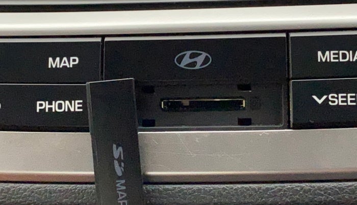 2019 Hyundai Verna 1.6 VTVT SX + AT, Petrol, Automatic, 36,740 km, Infotainment system - GPS Card not working/missing