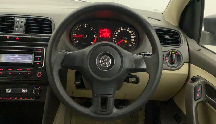 2013 Volkswagen Vento COMFORTLINE DIESEL 1.6, Diesel, Manual, 89,615 km, Steering Wheel Close Up