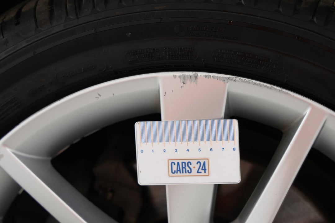 2019 SKODA Octavia 110 Tsi, Automatic, 125410 km, Wheels Rim Front LHS Gutter Rash