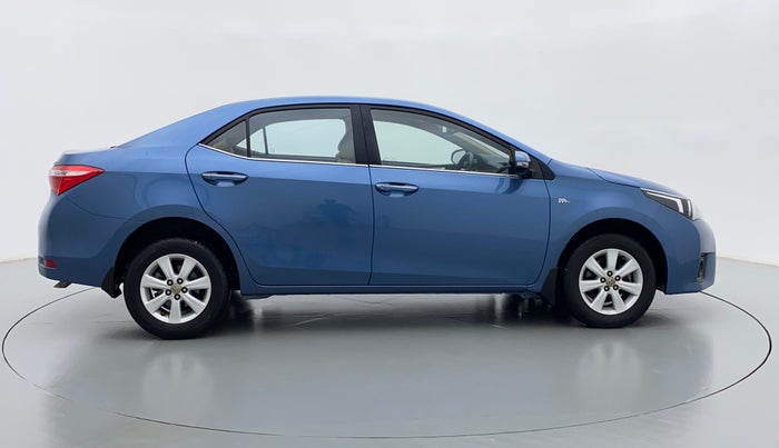 2016 Toyota Corolla Altis G AT, Petrol, Automatic, 26,564 km, Right Side