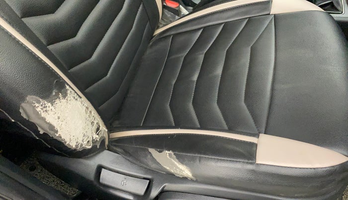 2018 Hyundai Elite i20 SPORTZ 1.2, Petrol, Manual, 28,114 km, Driver seat - Cover slightly torn