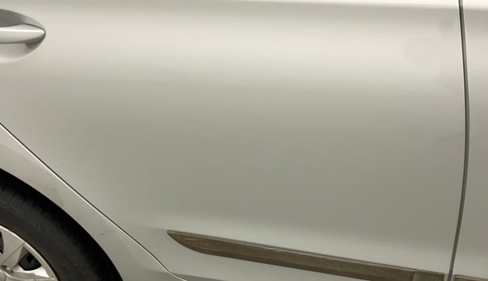 2018 Hyundai Elite i20 SPORTZ 1.2, Petrol, Manual, 28,114 km, Right rear door - Minor scratches