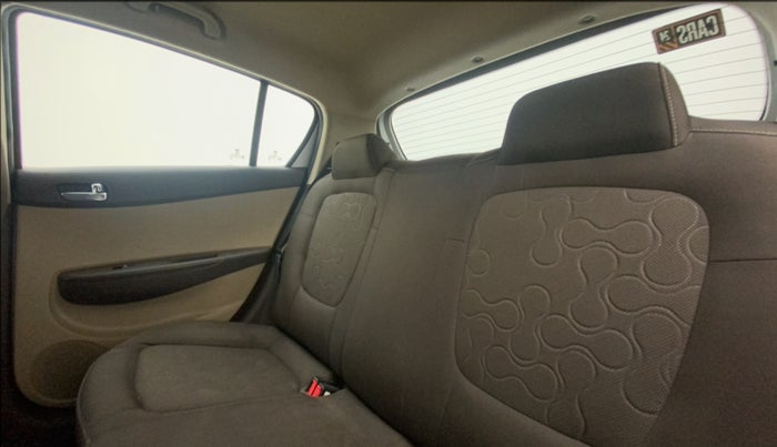2011 Hyundai i20 MAGNA (O) 1.2, Petrol, Manual, 67,192 km, Right Side Rear Door Cabin