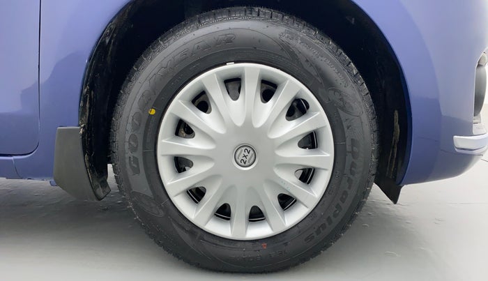 2017 Maruti Dzire VDI, Diesel, Manual, 91,756 km, Right Front Wheel