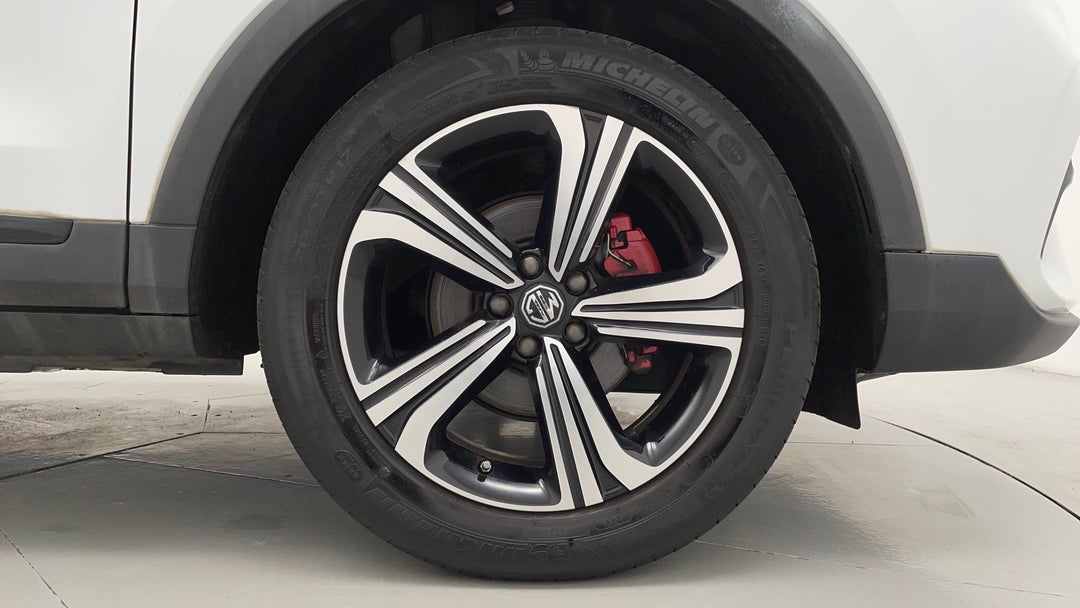 2020 MG Zst Excite, Automatic, 67843 km, Right Front Wheel