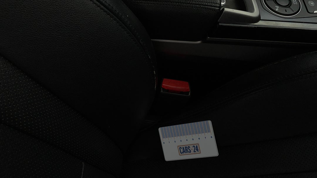 Seats Front RHS Wear