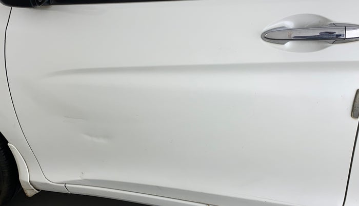 2016 Honda City 1.5L I-VTEC V MT, Petrol, Manual, 79,622 km, Front passenger door - Slightly dented
