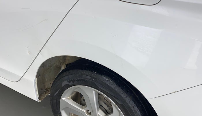 2016 Honda City 1.5L I-VTEC V MT, Petrol, Manual, 79,622 km, Left quarter panel - Slightly dented
