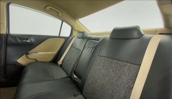 2016 Honda City 1.5L I-VTEC V MT, Petrol, Manual, 79,622 km, Right Side Rear Door Cabin