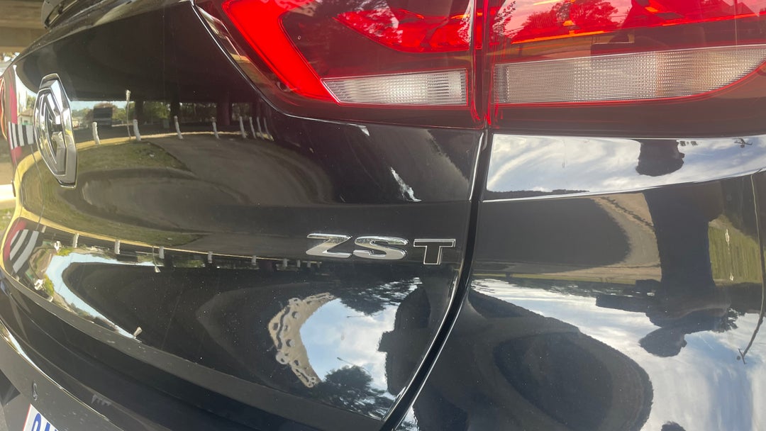 2023 MG Zst Core, Automatic, 13482 km, Badge (Boot Right Side)