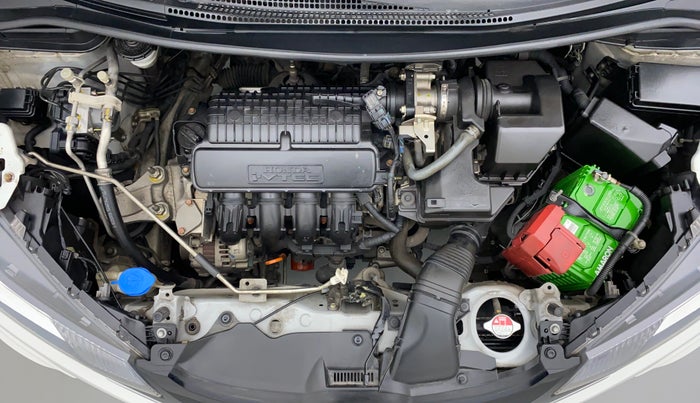 2016 Honda Jazz 1.2 V MT, Petrol, Manual, 42,823 km, Engine Bonet View