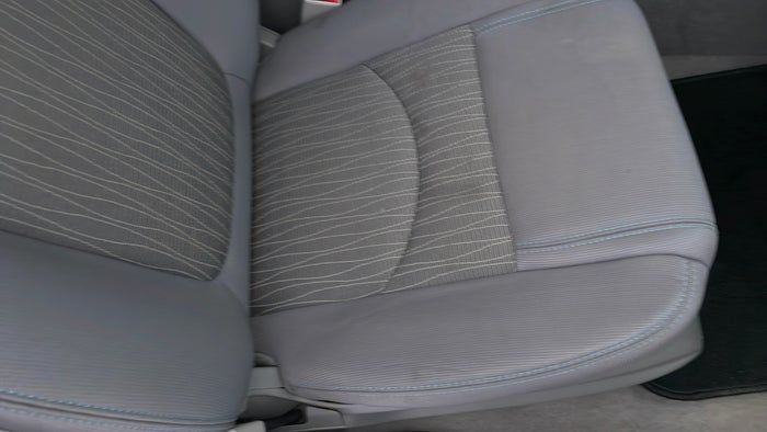 CHEVROLET TRAVERSE-Seat RHS Front Stain