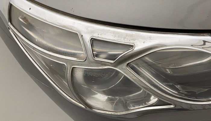 2016 Maruti Ciaz VXI, Petrol, Manual, 80,306 km, Right headlight - Minor scratches