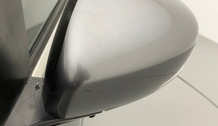 2016 Maruti Ciaz VXI, Petrol, Manual, 80,306 km, Left rear-view mirror - Slight misalignment