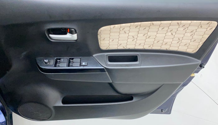 2017 Maruti Wagon R 1.0 VXI, Petrol, Manual, 36,966 km, Driver Side Door Panels Control