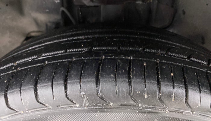 2018 Tata TIAGO NRG PETROL, Petrol, Manual, 49,075 km, Left Front Tyre Tread