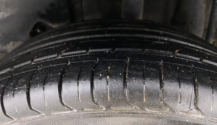 2018 Tata TIAGO NRG PETROL, Petrol, Manual, 49,075 km, Left Rear Tyre Tread
