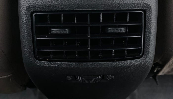 2017 Hyundai Elite i20 SPORTZ 1.2, Petrol, Manual, 38,021 km, Rear AC Vents