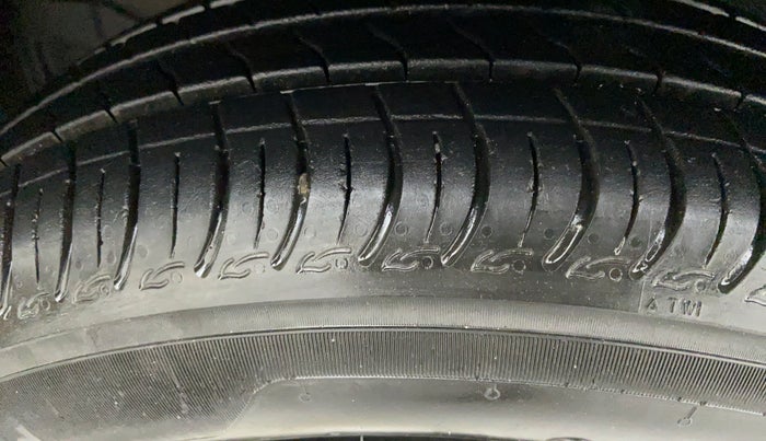 2020 Maruti S PRESSO VXI, Petrol, Manual, 4,824 km, Left Front Tyre Tread