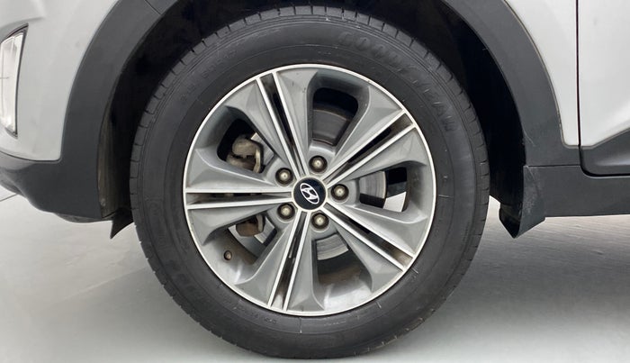 2017 Hyundai Creta 1.6 SX PLUS AUTO PETROL, Petrol, Automatic, 60,956 km, Left Front Wheel
