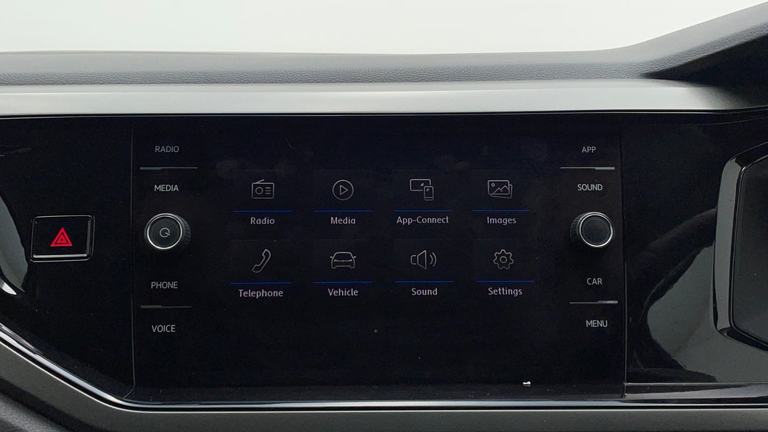 2017 Volkswagen Polo 66 Tsi Trendline, Automatic, 59213 km, Infotainment System