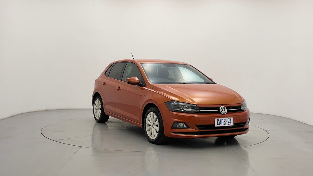 2017 Volkswagen Polo 66 Tsi Trendline, Automatic, 59213 km, Right Front Diagonal (45- Degree) View