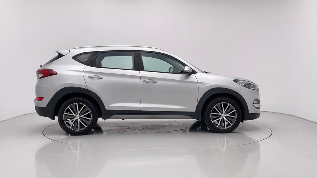 2017 Hyundai Tucson Active X (FWD), Automatic, 144231 km, Right Side View