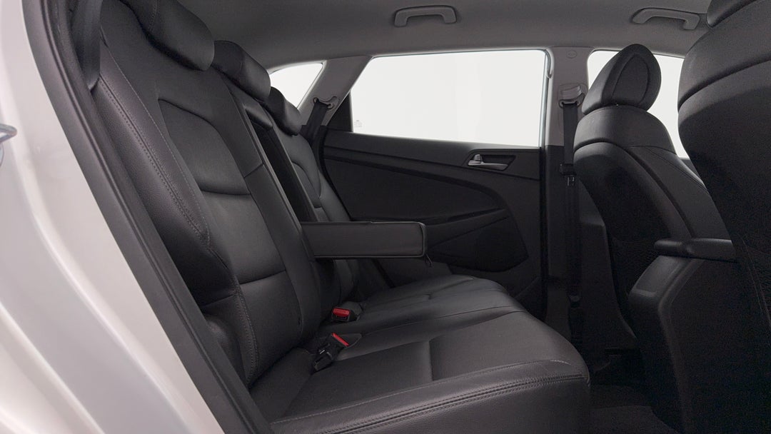 2017 Hyundai Tucson Active X (FWD), Automatic, 144231 km, Right Side Rear Door Cabin View