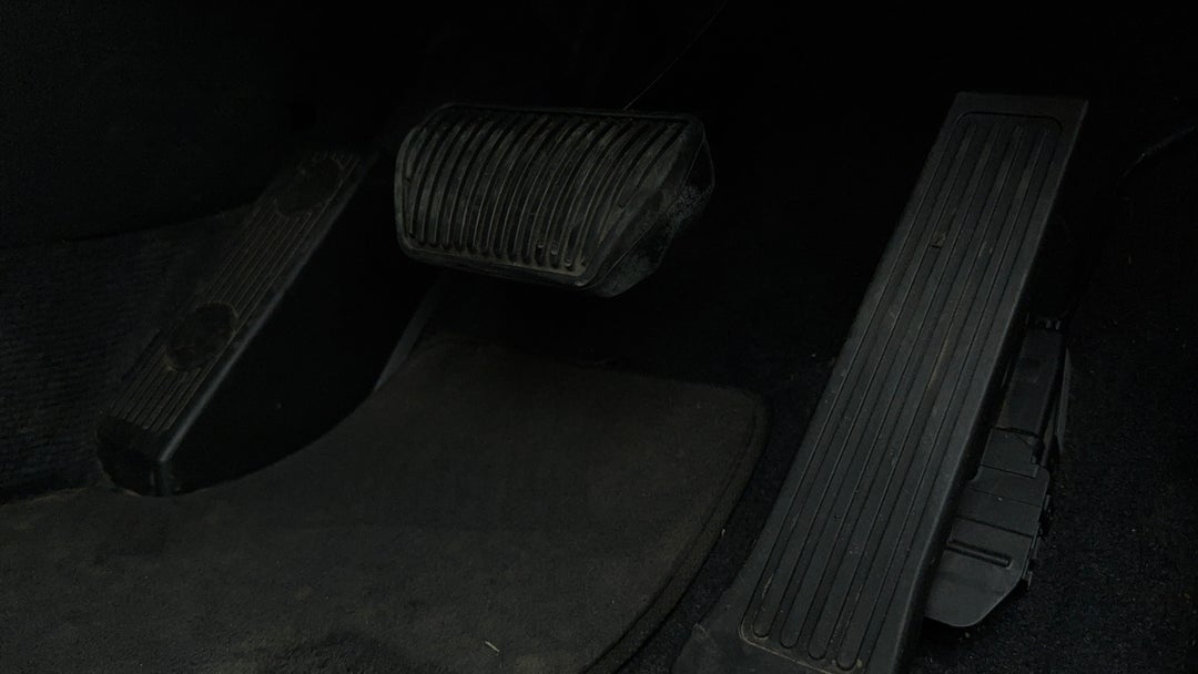 2017 Hyundai Tucson Active X (FWD), Automatic, 144231 km, Pedals and Footmat