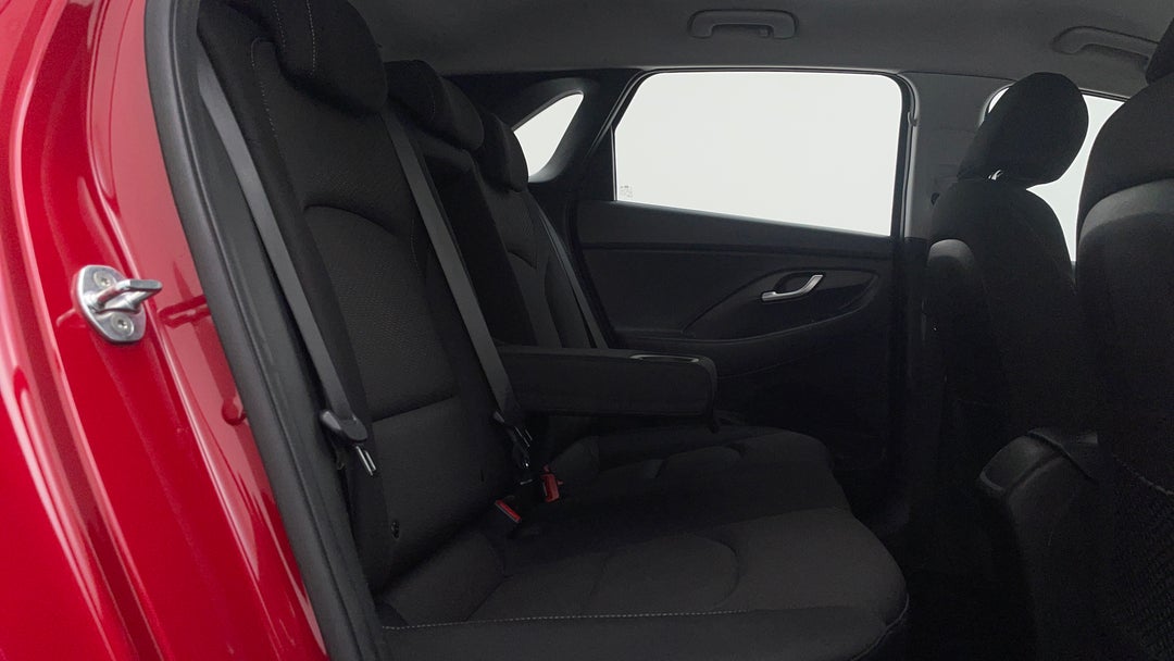 2020 Hyundai i30 i30, Automatic, 67281 km, Right Side Rear Door Cabin View