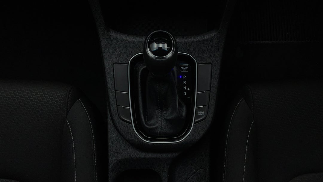 2020 Hyundai i30 i30, Automatic, 67281 km, Gear Lever 